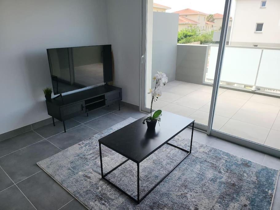 New Villa 5Mn From The Beach-Pyrenees View Sainte-Marie-la-Mer Exteriér fotografie